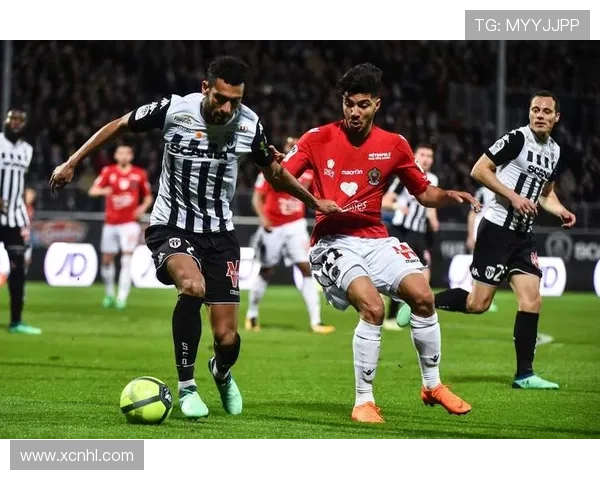 弗赖堡足球俱乐部的历史成就与未来发展战略分析 弗赖堡足球俱乐部的历史成就与未来发展战略分析