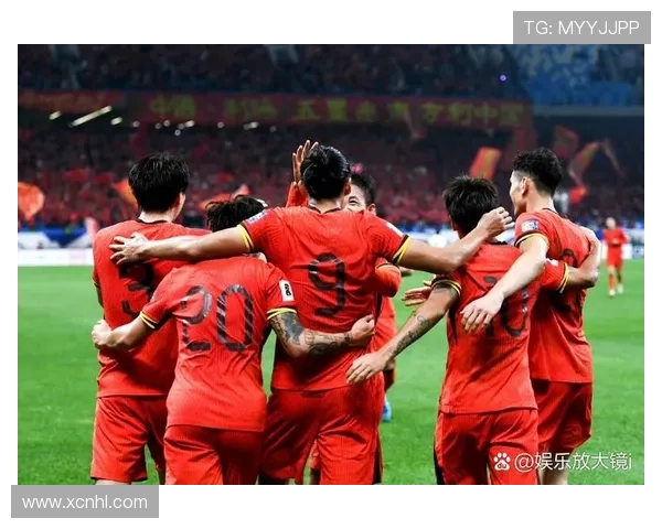 中国足球队冲击世界杯预选赛进程再度提速 强力阵容备战关键对决