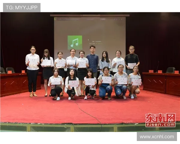 网球赛季新动态：世界排名激烈变动 强者争锋迎接年终决战