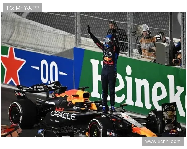 F1赛季激战正酣 新规则引发车手策略大比拼 F1赛季激战正酣 新规则引发车手策略大比拼