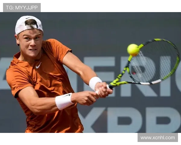 新星选手横扫世界排名前十 再创网球赛场惊人纪录